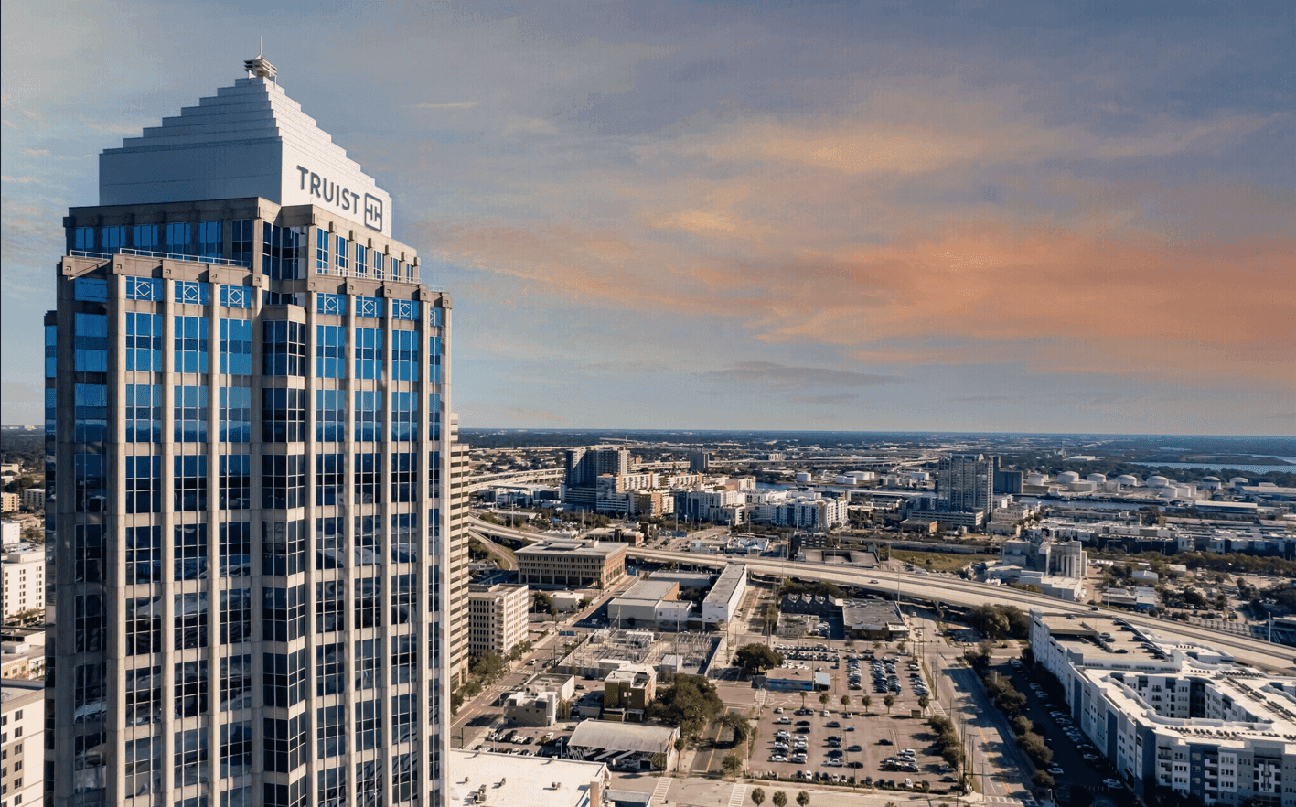 Tampa, FL skyline